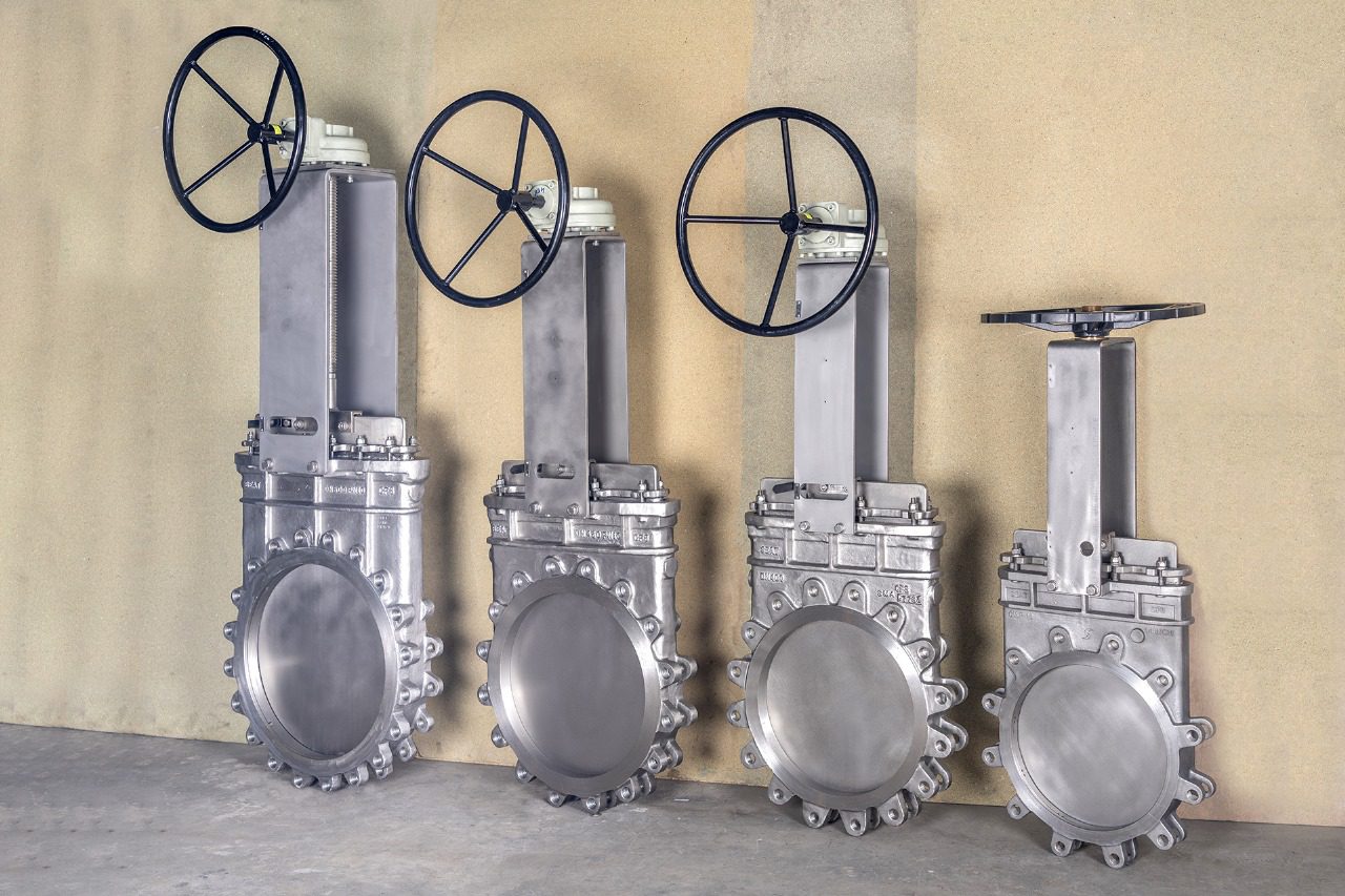 Material Choices for Knife Gate Valves: Stainless Steel vs. Cast Iron Stainless Steel vs. Cast Iron