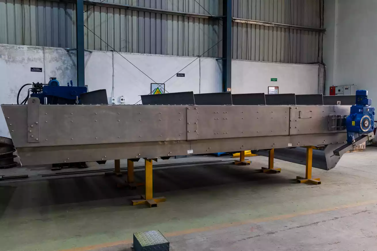 Adroit’s Rakeflow®️ Multi-Rake Mechanical Bar Screen vs Other Brands